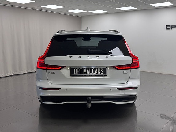 Volvo V60 10 of 18