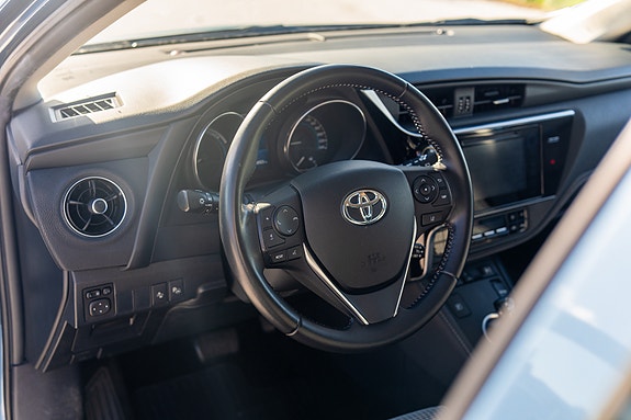 Toyota Auris 14 of 20