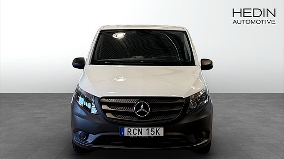 Mercedes-Benz eVito 111 8 of 11