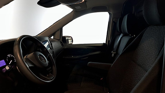 Mercedes-Benz eVito 111 5 of 11