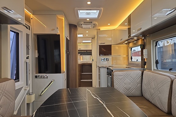 Bürstner Elegance 910 MB 170 Aut, EP Hydraliska, AC i bodel, 2xLitium, Solcell, Drag 13 of 30