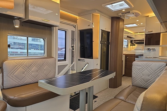 Bürstner Elegance 910 MB 170 Aut, EP Hydraliska, AC i bodel, 2xLitium, Solcell, Drag 9 of 30