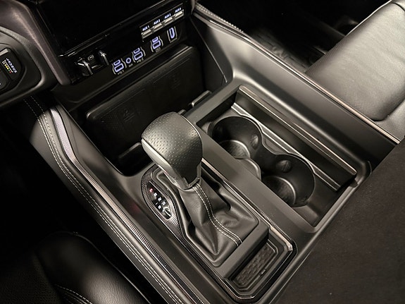 Dodge RAM 1500 14 of 23