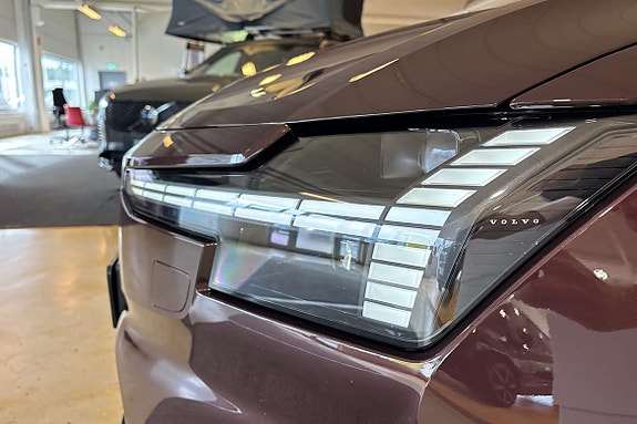 Volvo ES90 25 of 30