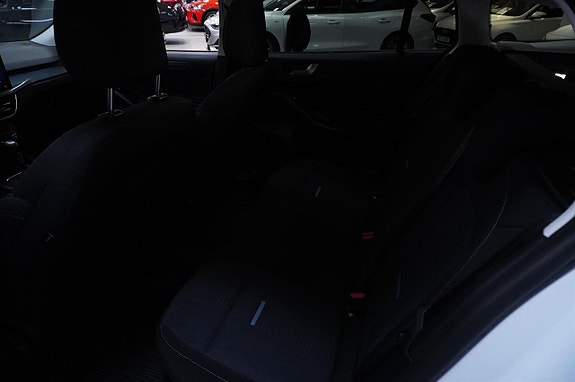 Ford Focus 5 of 11