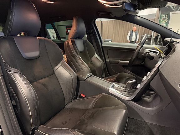 Volvo V60 24 of 25