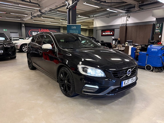 Volvo V60 4 of 25
