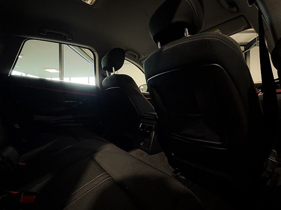 BMW 320 12 of 18