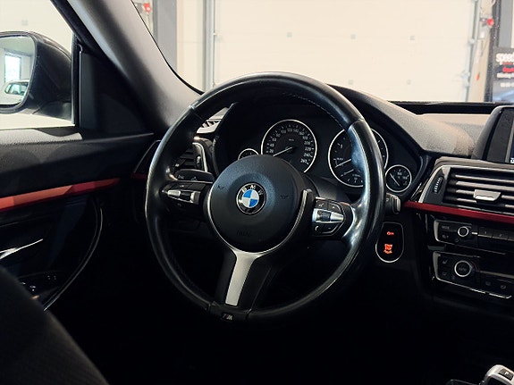 BMW 320 9 of 18