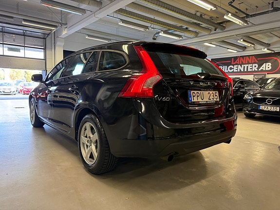 Volvo V60 9 of 26