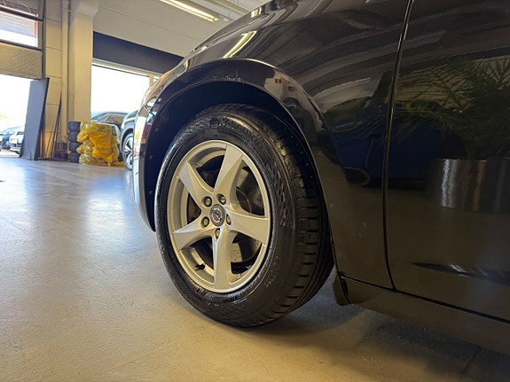 Volvo V60 11 of 26