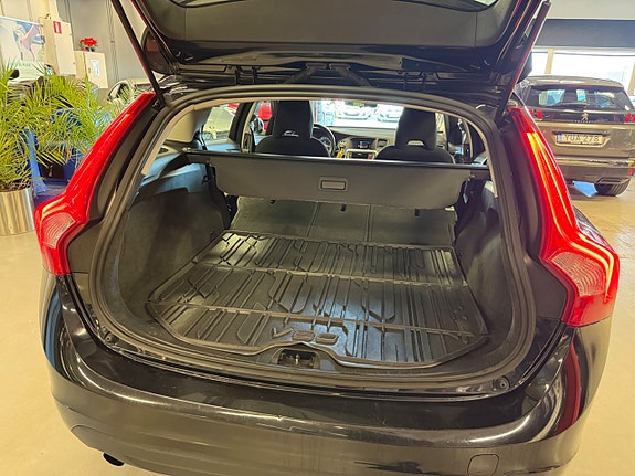 Volvo V60 25 of 26