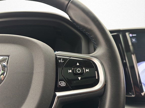 Volvo XC60 19 of 30
