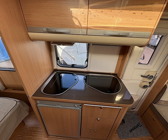 Adria ADORA 563 PU 8 of 12