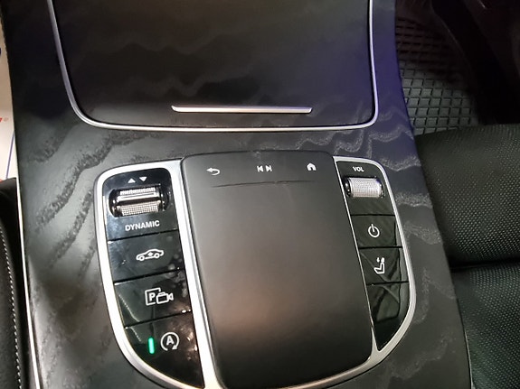 Mercedes-Benz E 220 d 14 of 18