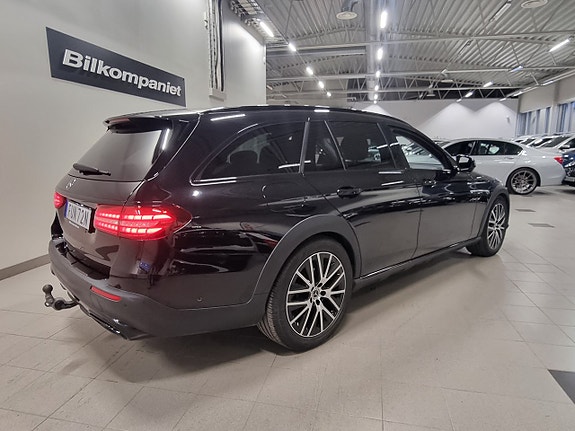 Mercedes-Benz E 220 d 4 of 18