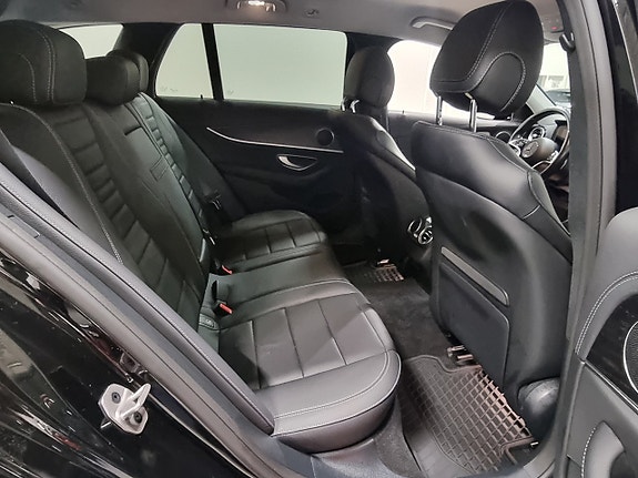 Mercedes-Benz E 220 d 10 of 18