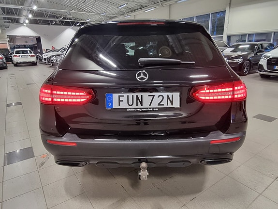 Mercedes-Benz E 220 d 5 of 18