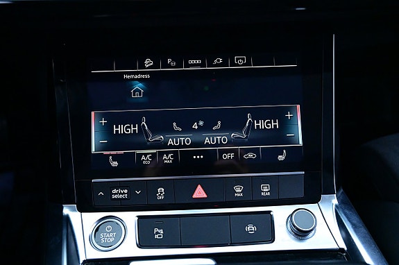 Audi Q8 e-tron 23 of 27