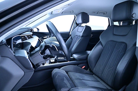 Audi Q8 e-tron 10 of 27