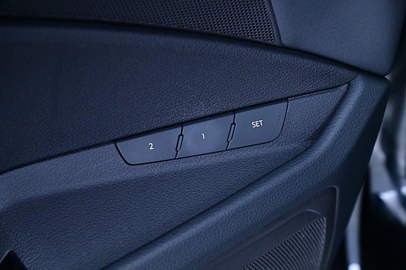 Audi Q8 e-tron 12 of 27