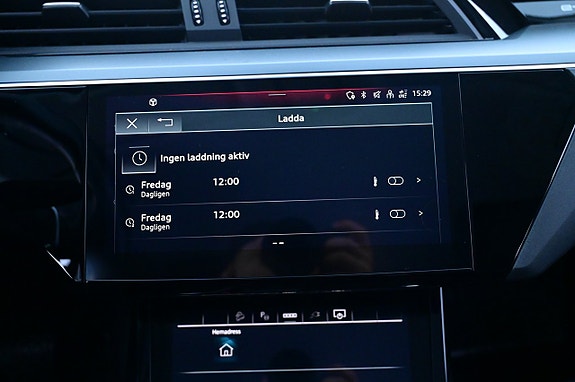 Audi Q8 e-tron 17 of 27