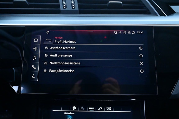 Audi Q8 e-tron 20 of 27