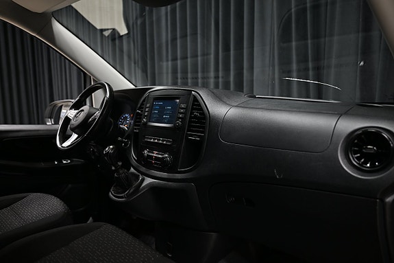 Mercedes-Benz Vito 110 27 of 29