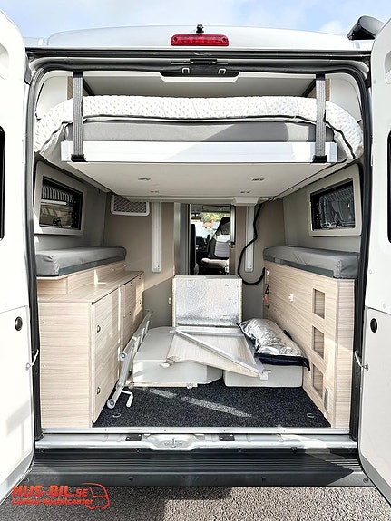 Adria Twin 640 SGX Plus / 160 Hk / Litium / Solpanel 17 of 21