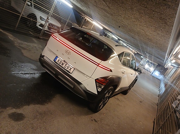 Hyundai Kona 3 of 5
