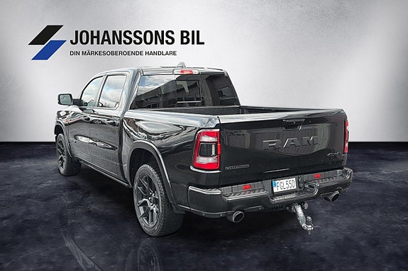 Dodge RAM 1500 3 of 11