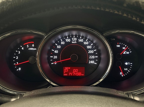 Kia Sorento 14 of 24
