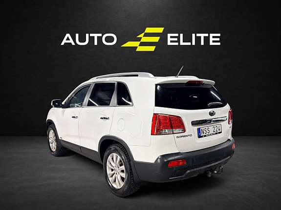 Kia Sorento 3 of 24