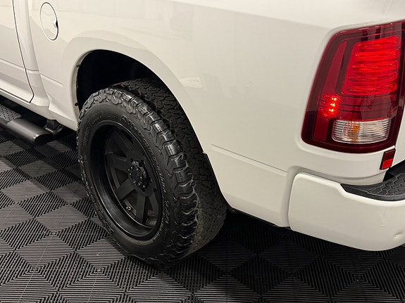 Dodge RAM 1500 11 of 30