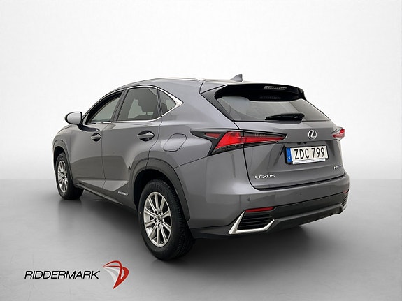 Lexus NX300h 6 of 30