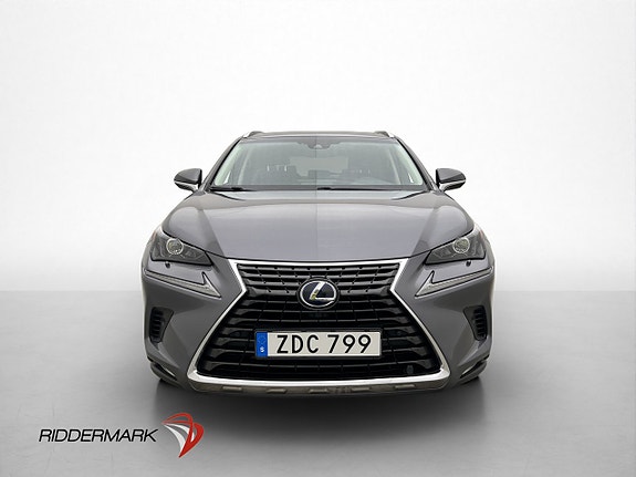 Lexus NX300h 2 of 30