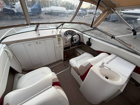 Wellcraft 21 SL Mercruiser 4.3 8 of 12