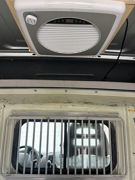 Peugeot Boxer 8 of 9