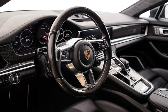 Porsche Panamera Turbo 11 of 30