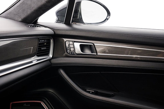 Porsche Panamera Turbo 19 of 30