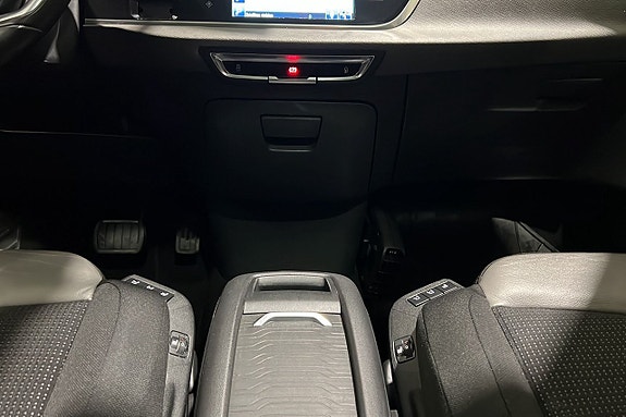 Citroen Grand C4 Picasso 18 of 26
