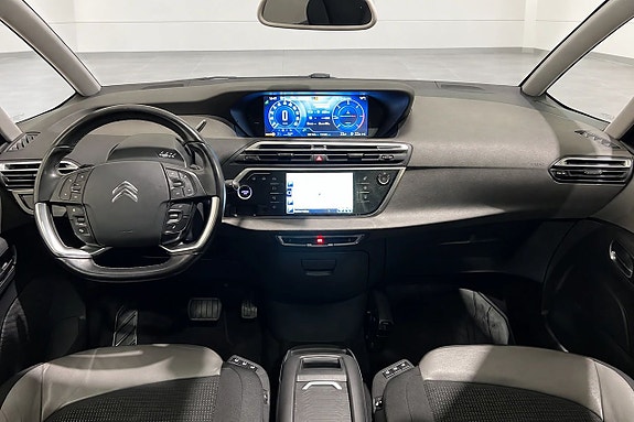 Citroen Grand C4 Picasso 16 of 26