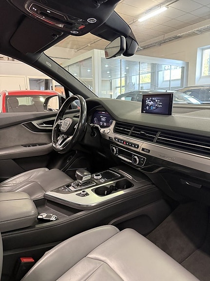 Audi Q7 17 of 25