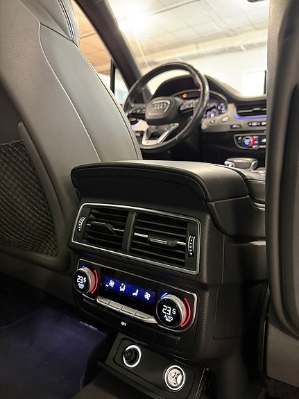 Audi Q7 22 of 25