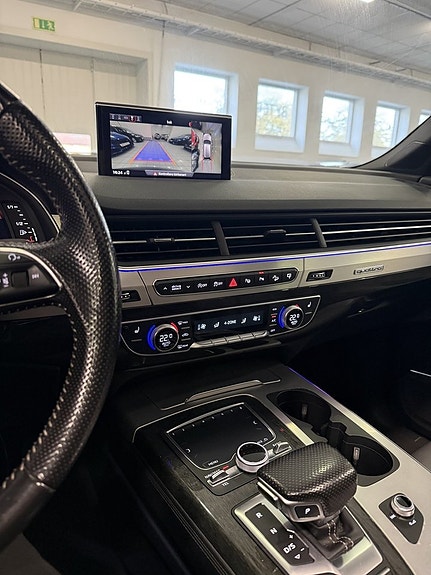 Audi Q7 12 of 25