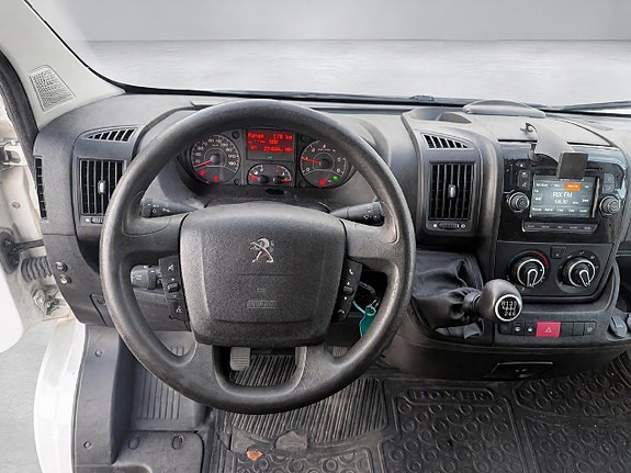 Peugeot Boxer 10 of 12