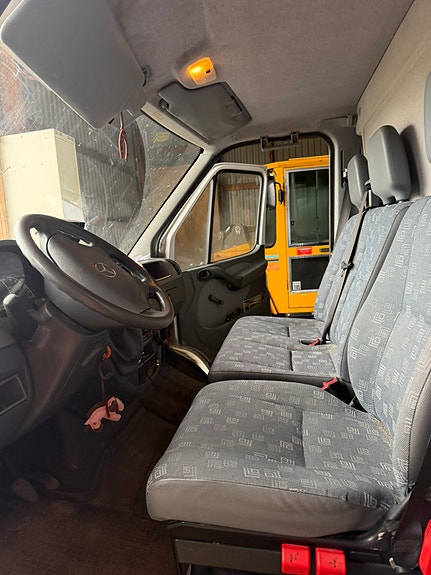 Mercedes-Benz Sprinter 313 2 of 7