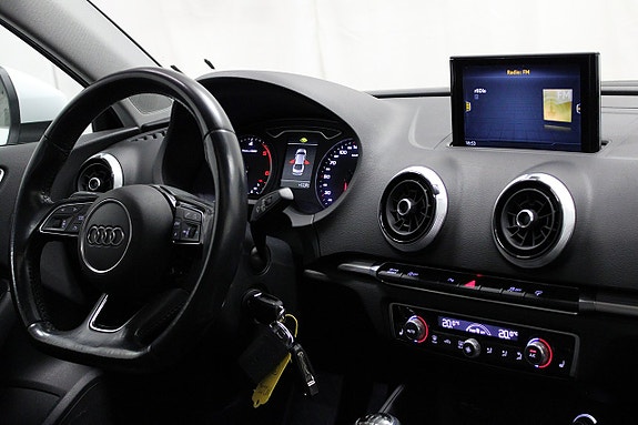 Audi A3 14 of 26