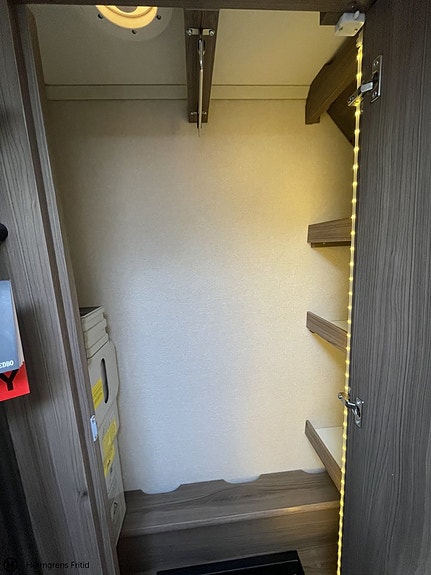 KABE Onyx 630 TDL KS | STOR TOALETT | KOMFORTPAKET | LÅNGBÄDDAR | 24 of 27
