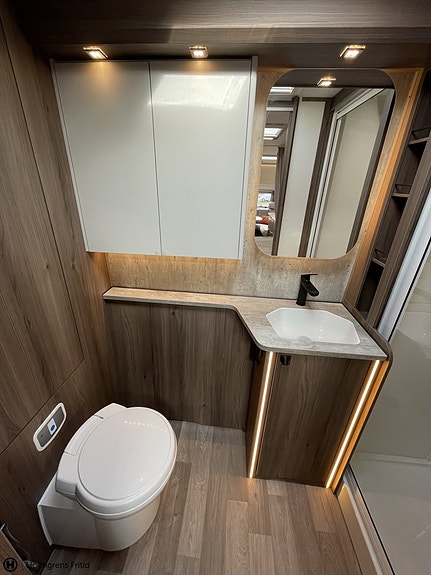 KABE Onyx 630 TDL KS | STOR TOALETT | KOMFORTPAKET | LÅNGBÄDDAR | 21 of 27